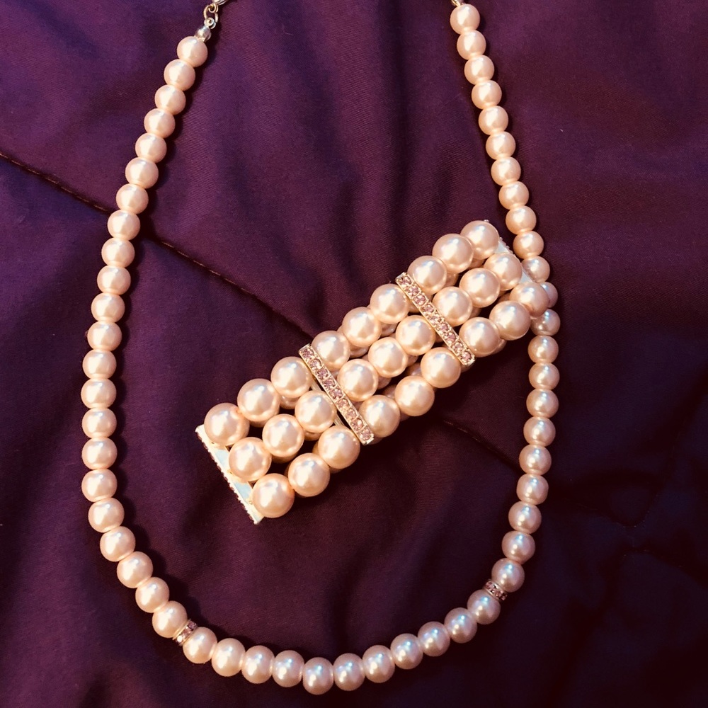 Pink Pearl Necklace with matching bracelet